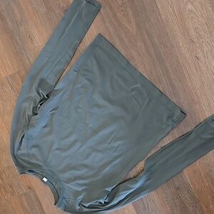 Athleta Momentum Long Sleeve Top